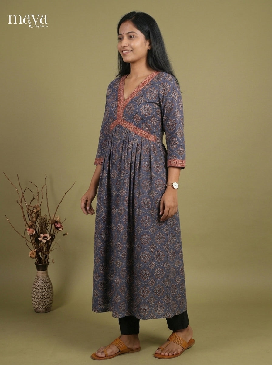 Readymade Kurti - MEH17015