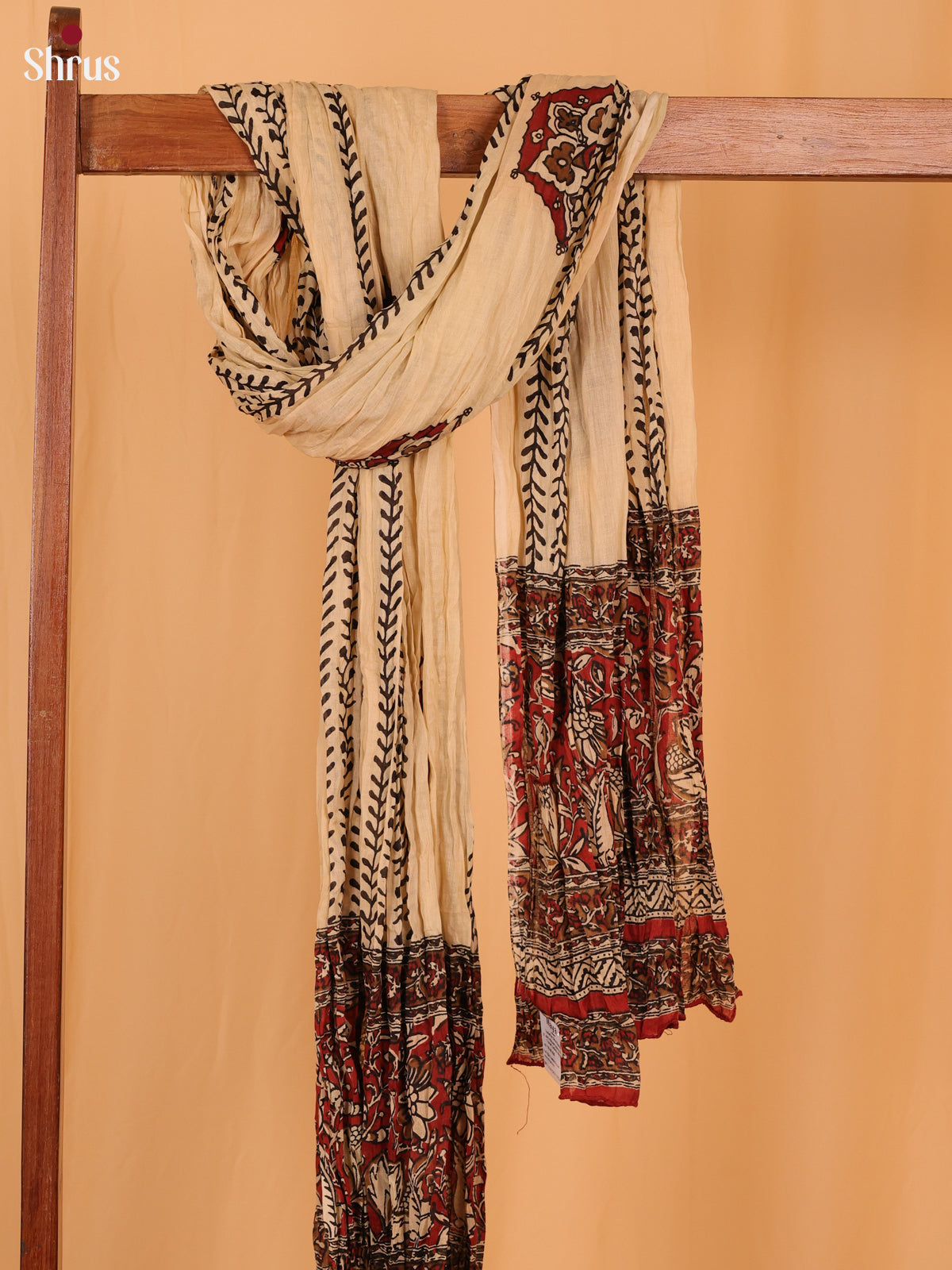 Cream With Red Floral Print Cotton Dupatta - Shop on Shrus.com