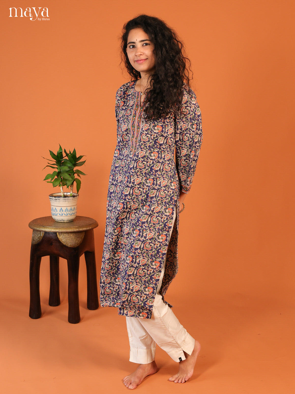 Blue Floral Printed Cotton Kurti - Shop on Shrus.com