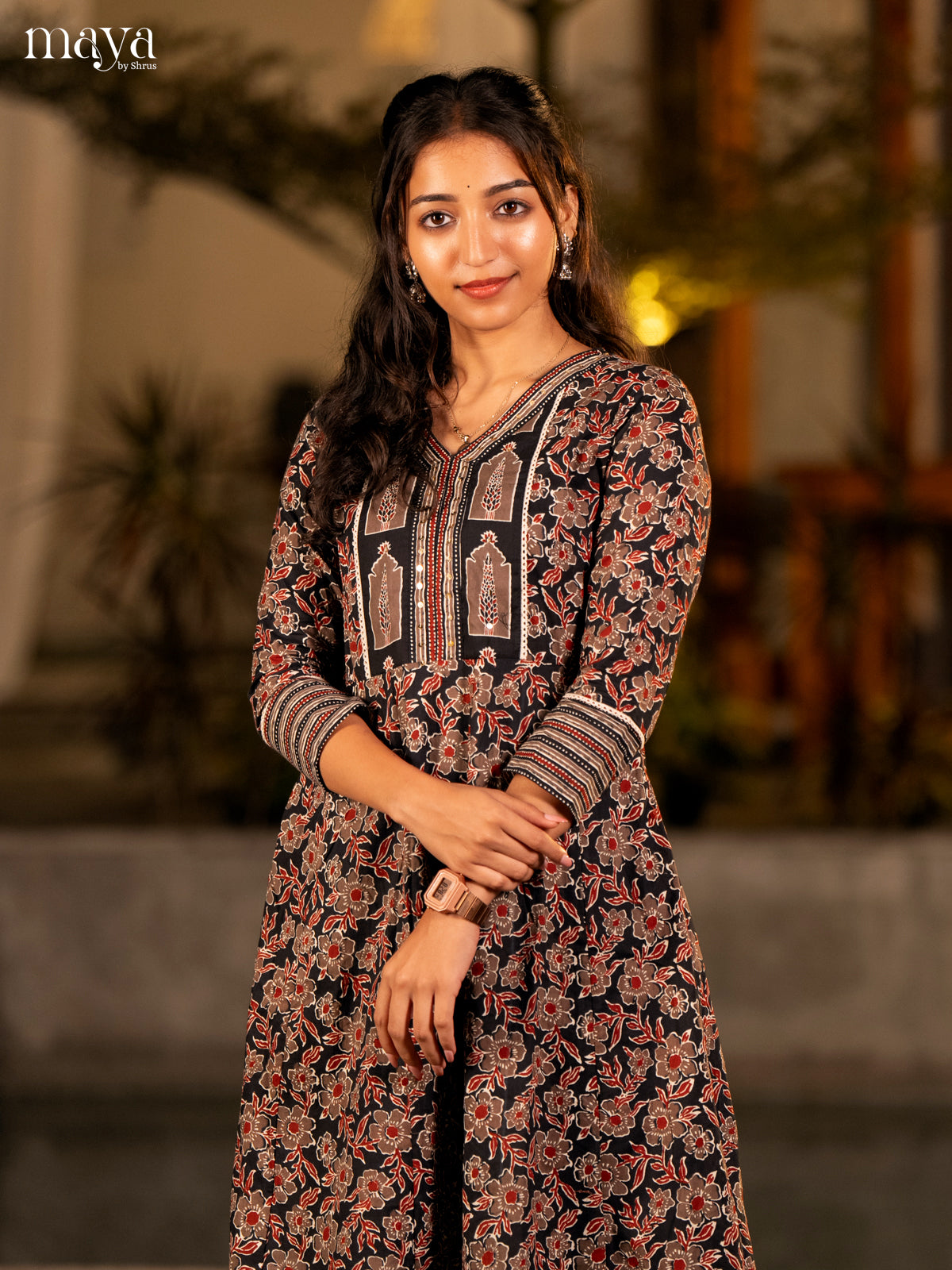 Floral Printed Black Cotton Kurti - Shop on Shrus.com
