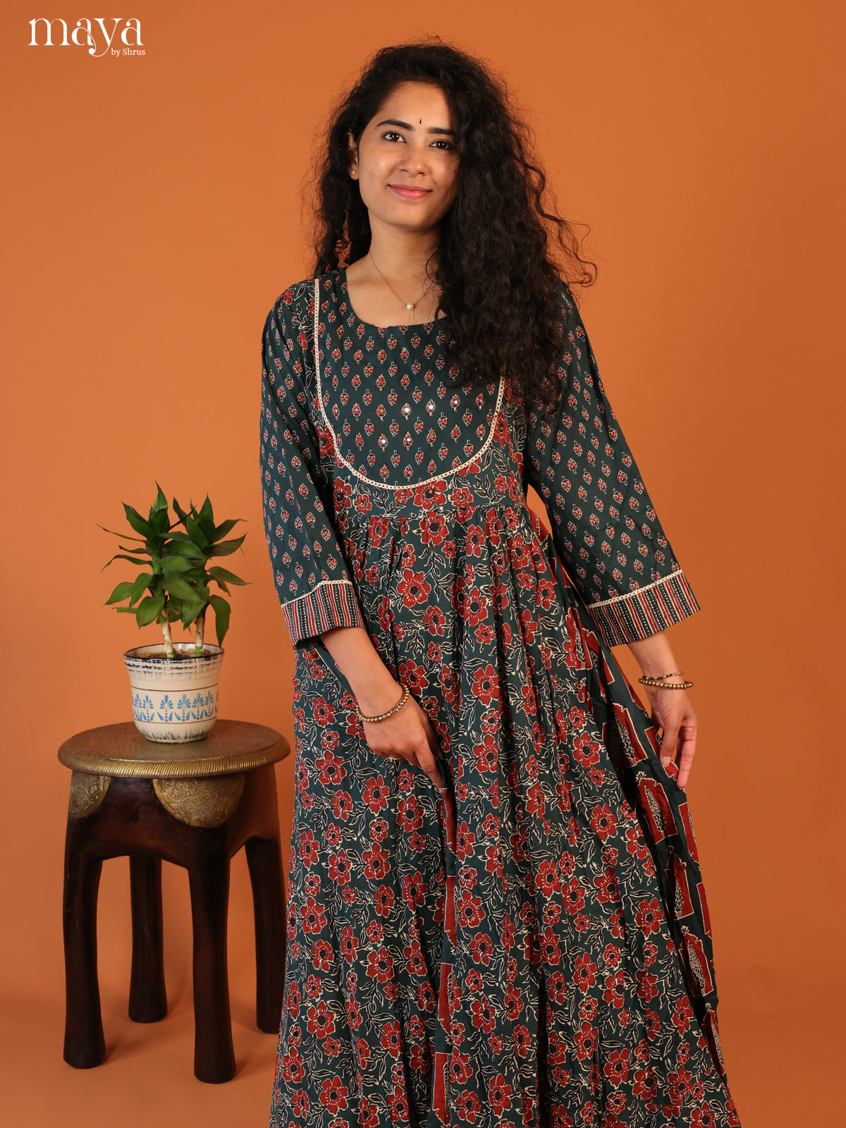 Floral Printed Blue Cotton Kurti - Shop on Shrus.com