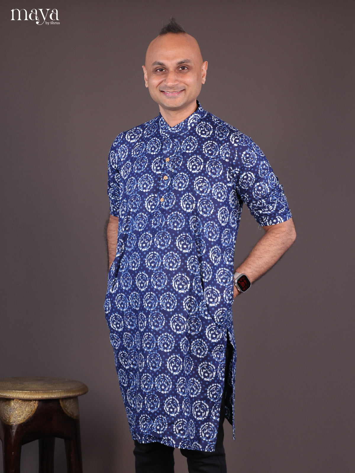 Blue Cotton Batik Printed Long Men Kurta - Shop on Shrus.com