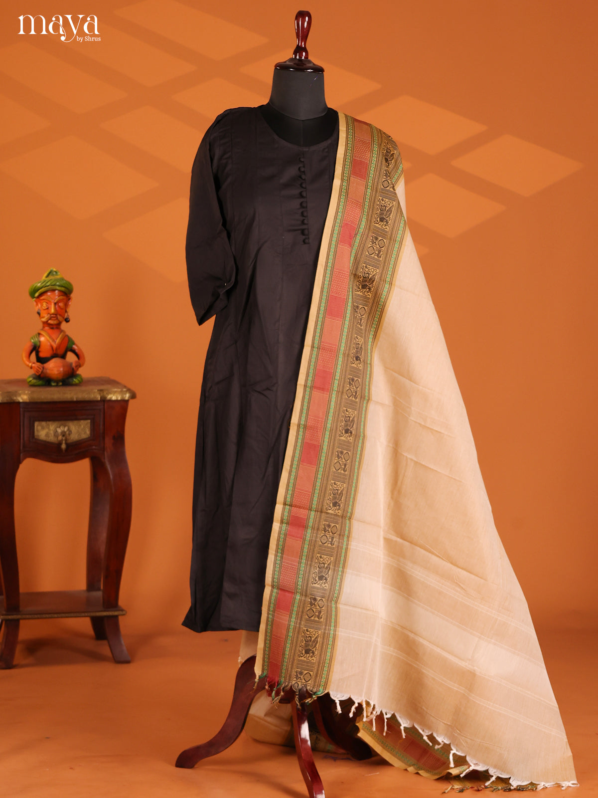 Cream Chettinad Cotton Dupatta with thread woven border