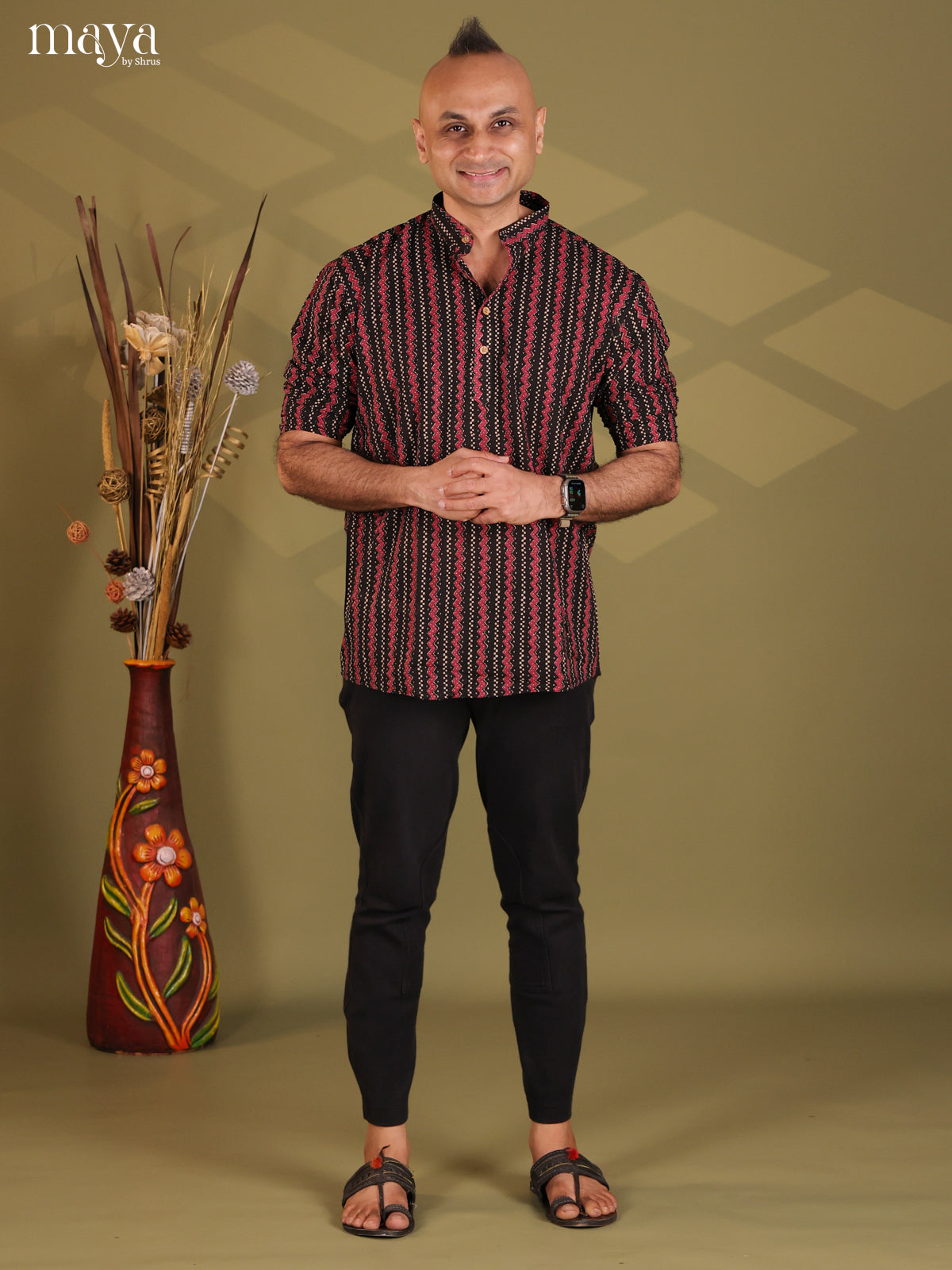 Striking Black with Maroon Cotton Kurta For Men With ZigZag Patterns