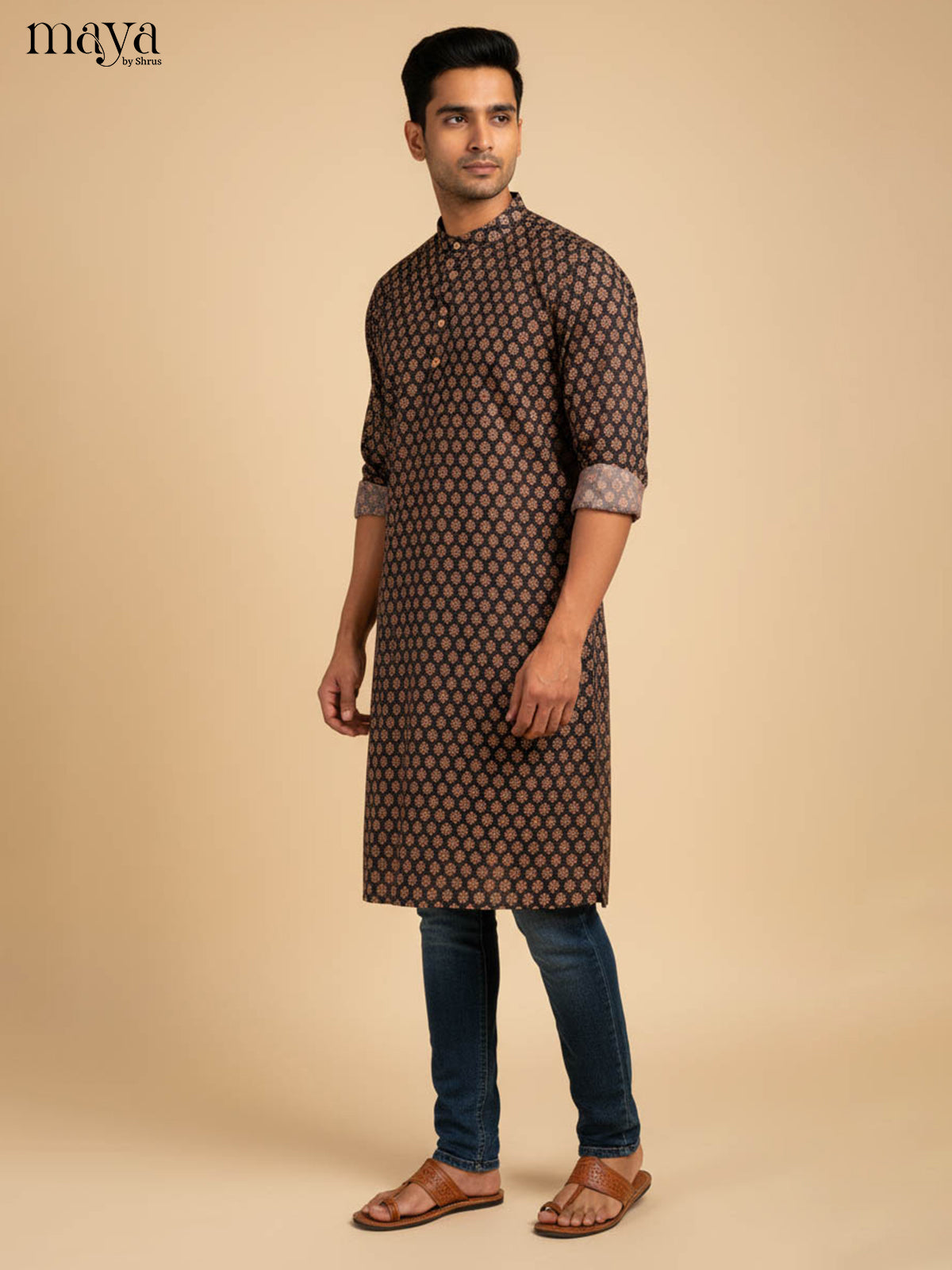 Sophisticated Black & Maroon Cotton Kurta With Floral Motifs