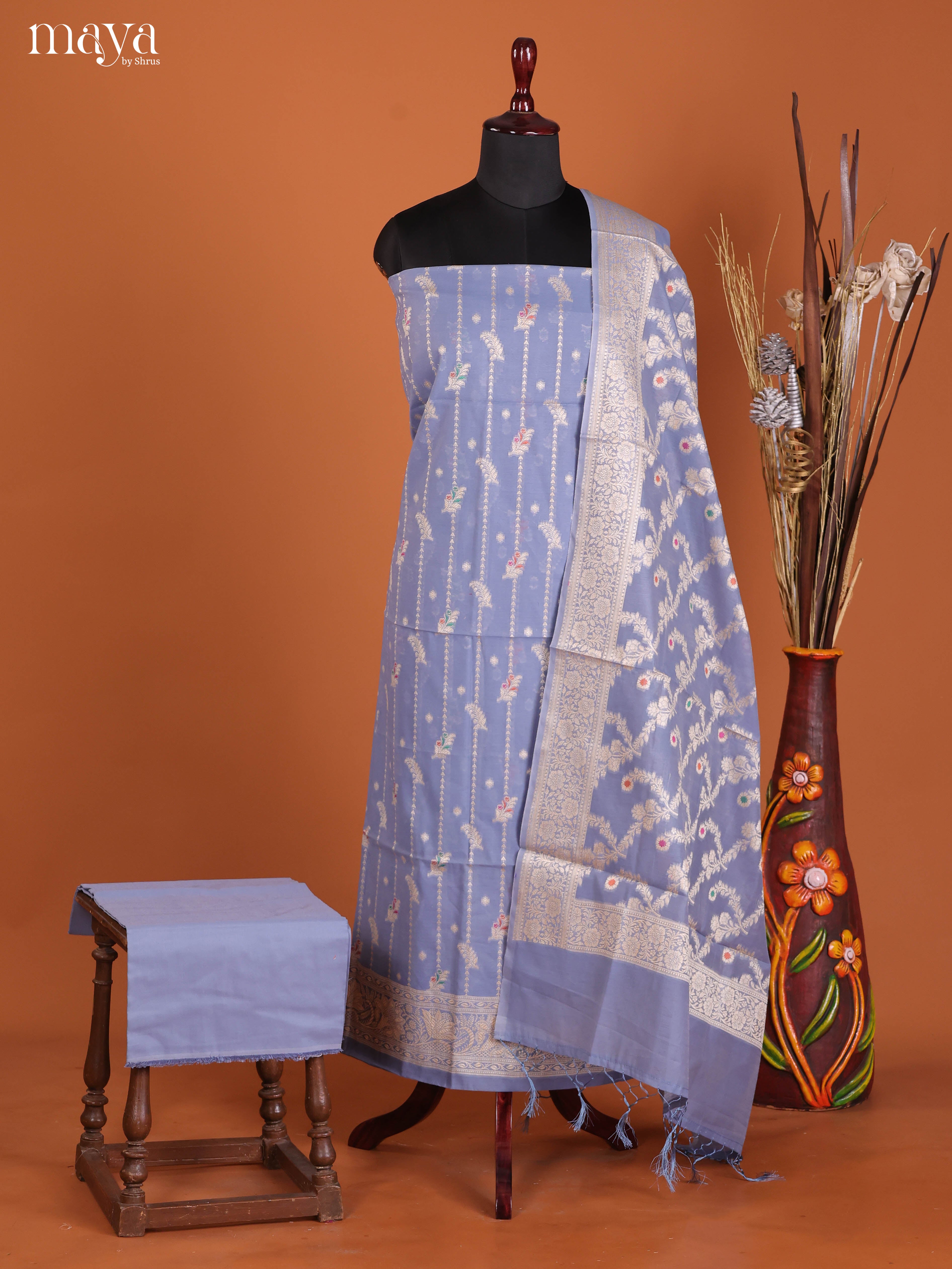 Pretty Lavender Semi Tussar Salwar Suit Material With Zari Dupatta