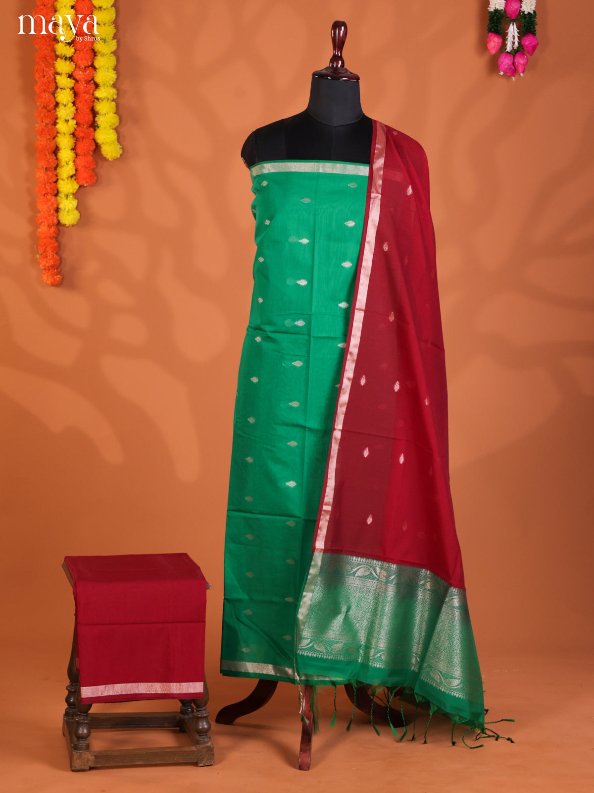 Green & Red -Semi silkcotton salwar unstitch