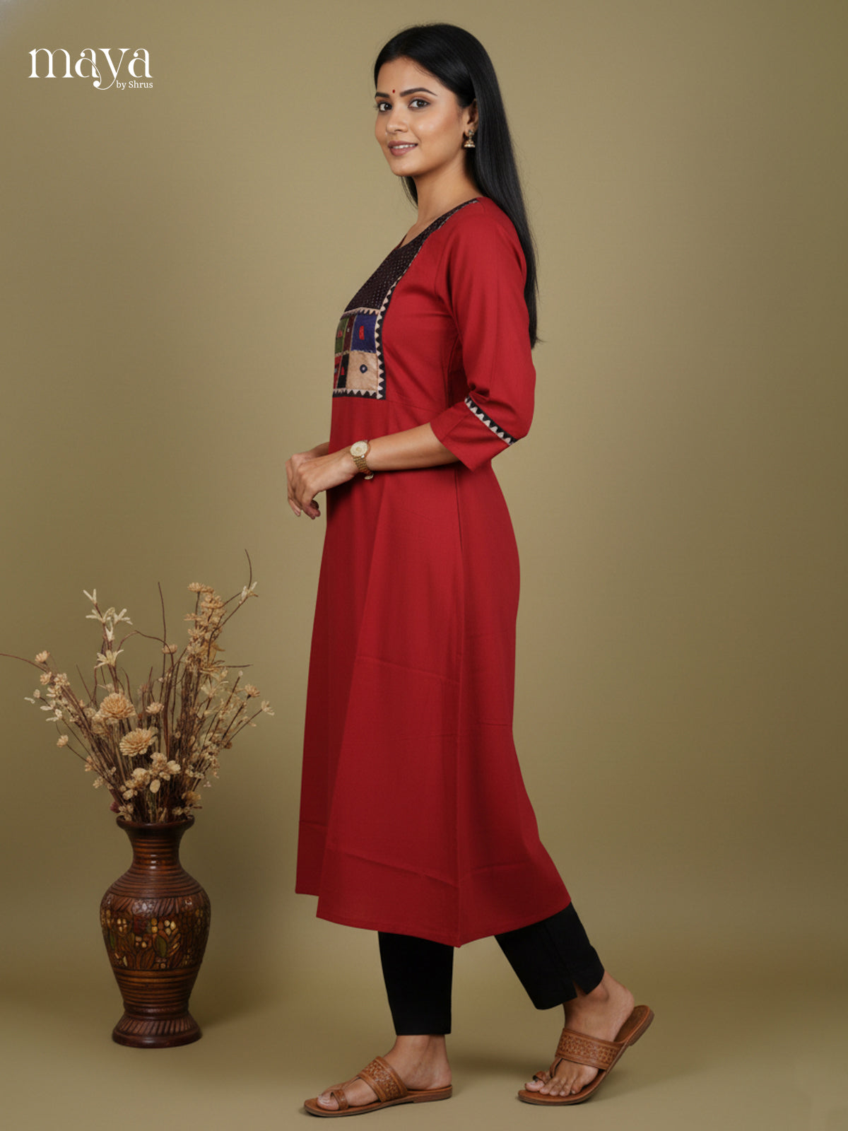 Red Cotton Cotton Readymade Kurti with mirror embroidered neck yoke - MDL31002