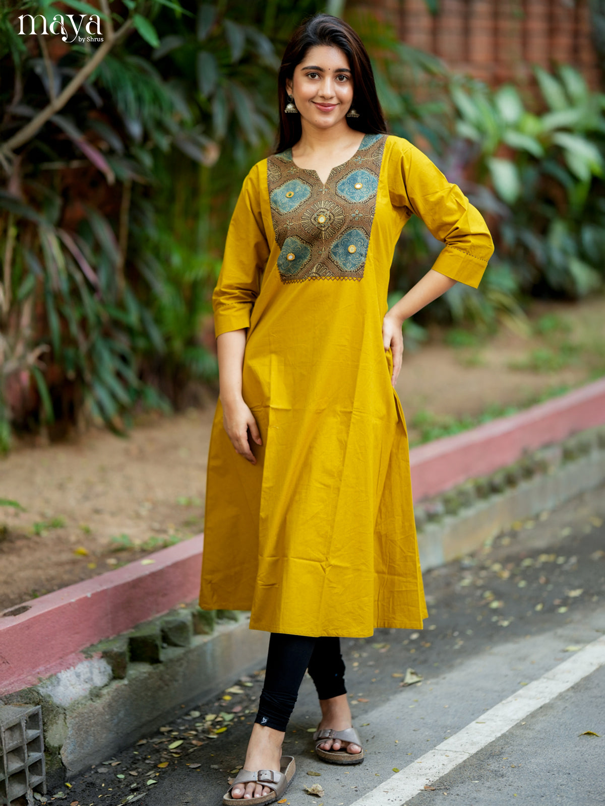 MEA17001-Readymade Kurti
