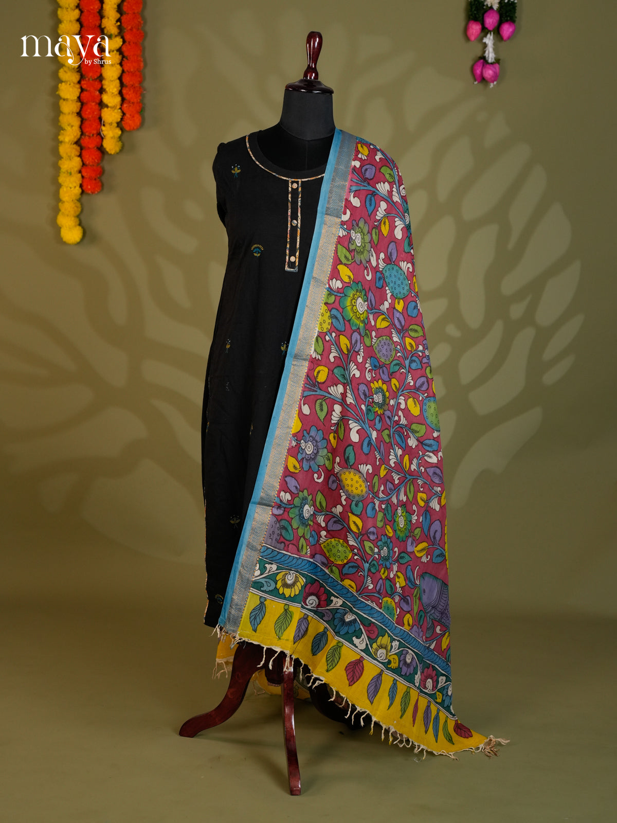 MEA24008-Penkalamkari Dupatta