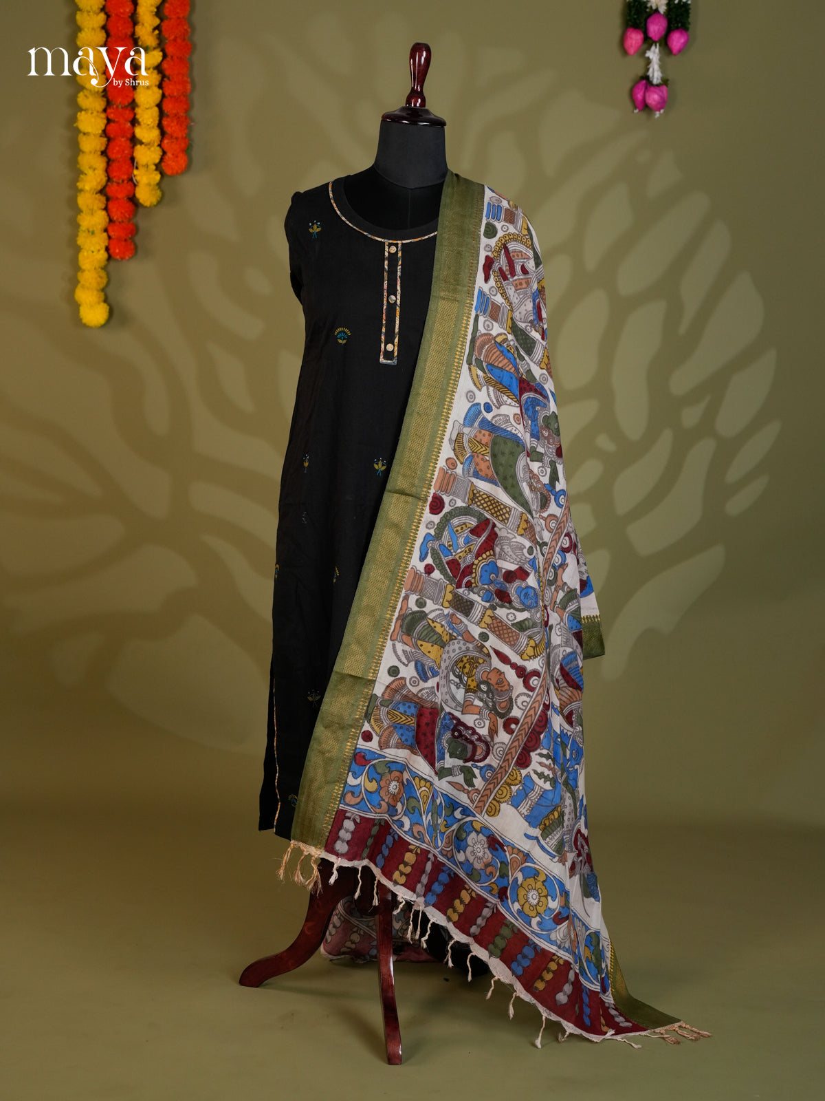 MEA24009-Penkalamkari Dupatta