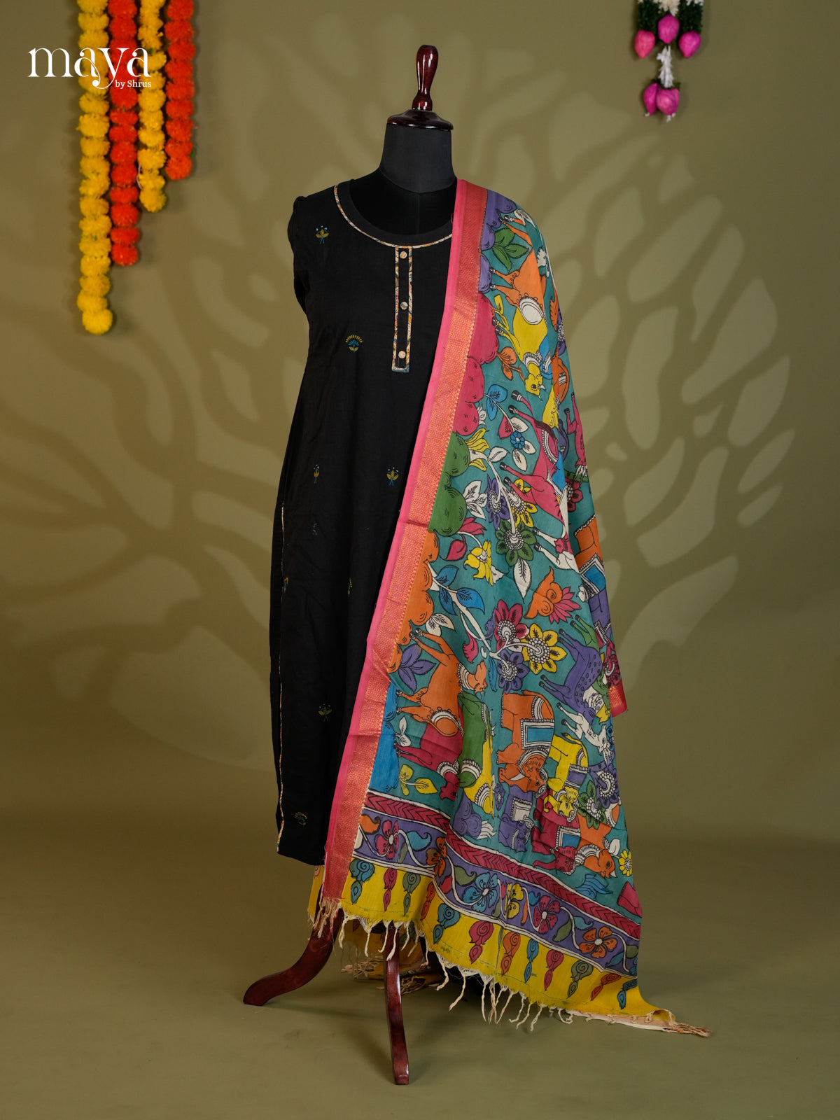 MEA24012-Penkalamkari Dupatta