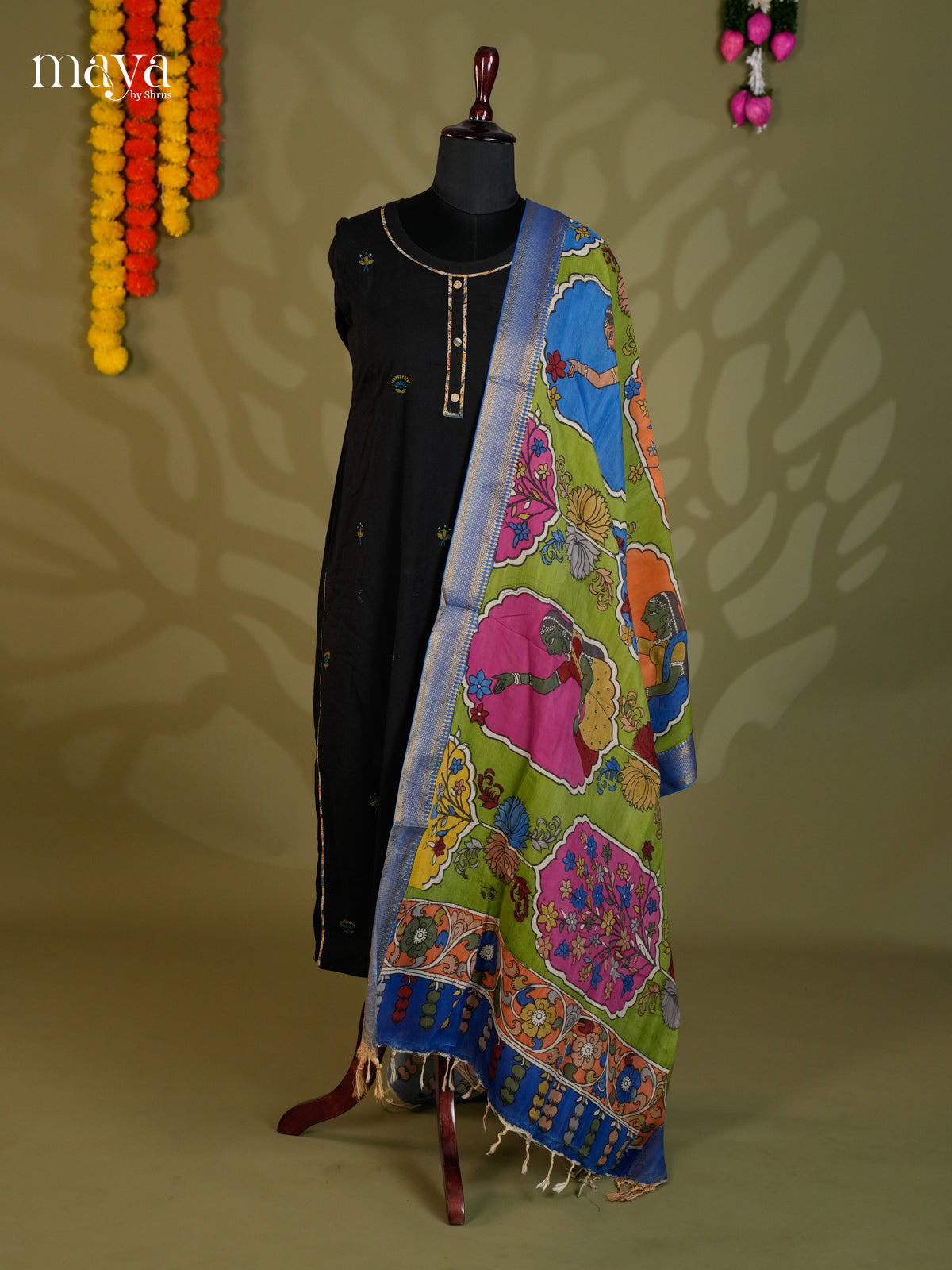 MEA24015-Penkalamkari Dupatta