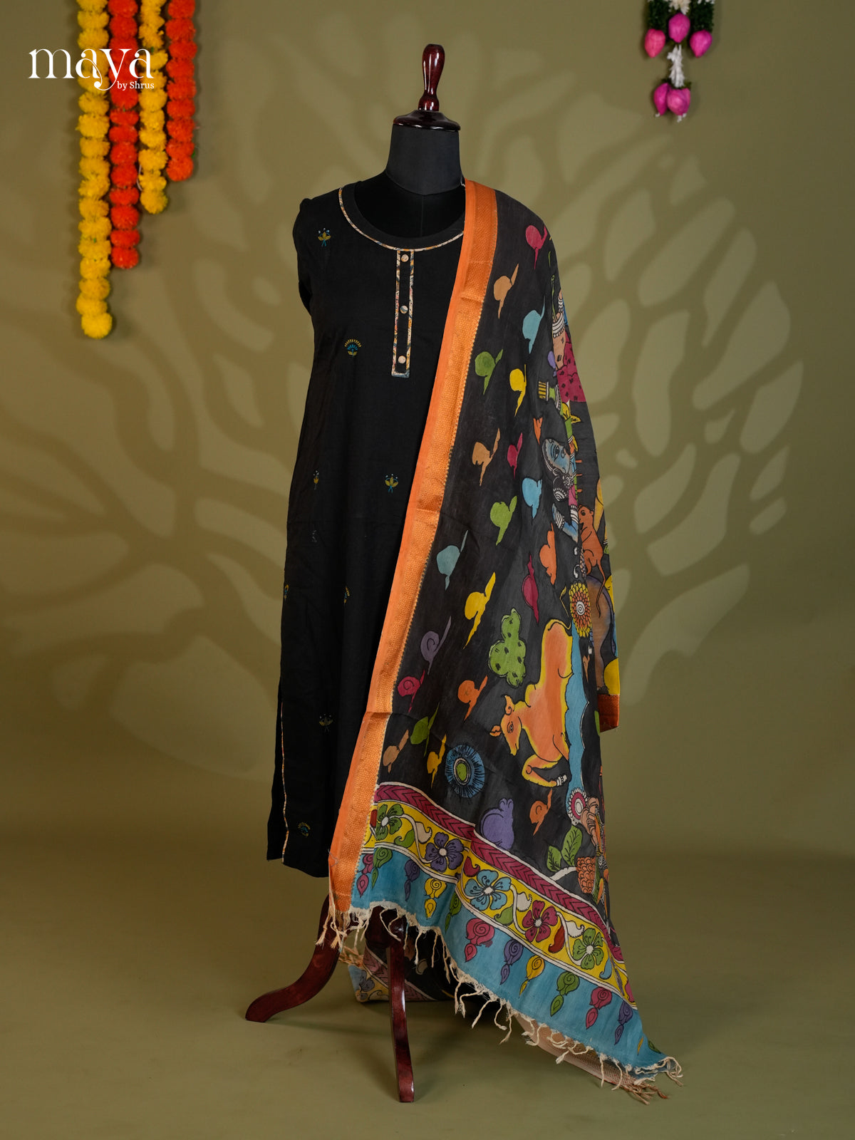 MEA24017-Penkalamkari Dupatta