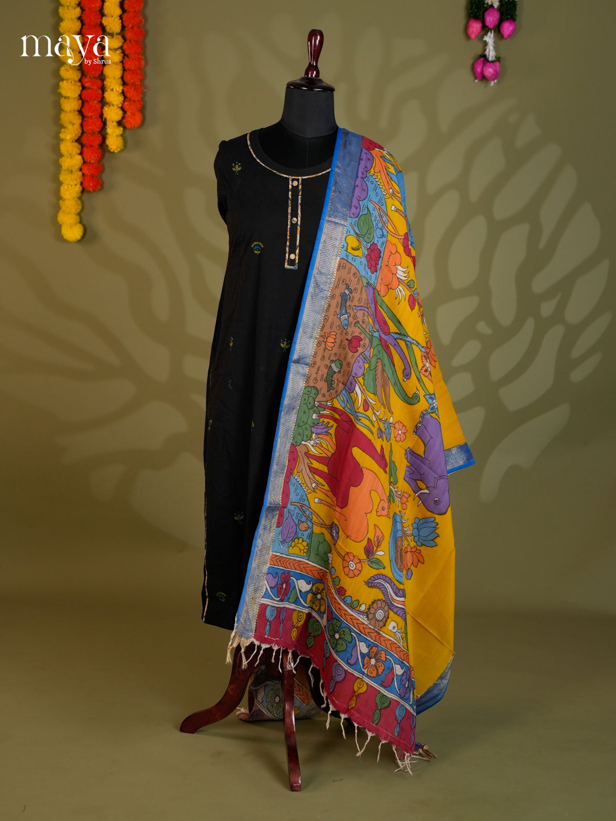 MEA24024-Penkalamkari Dupatta