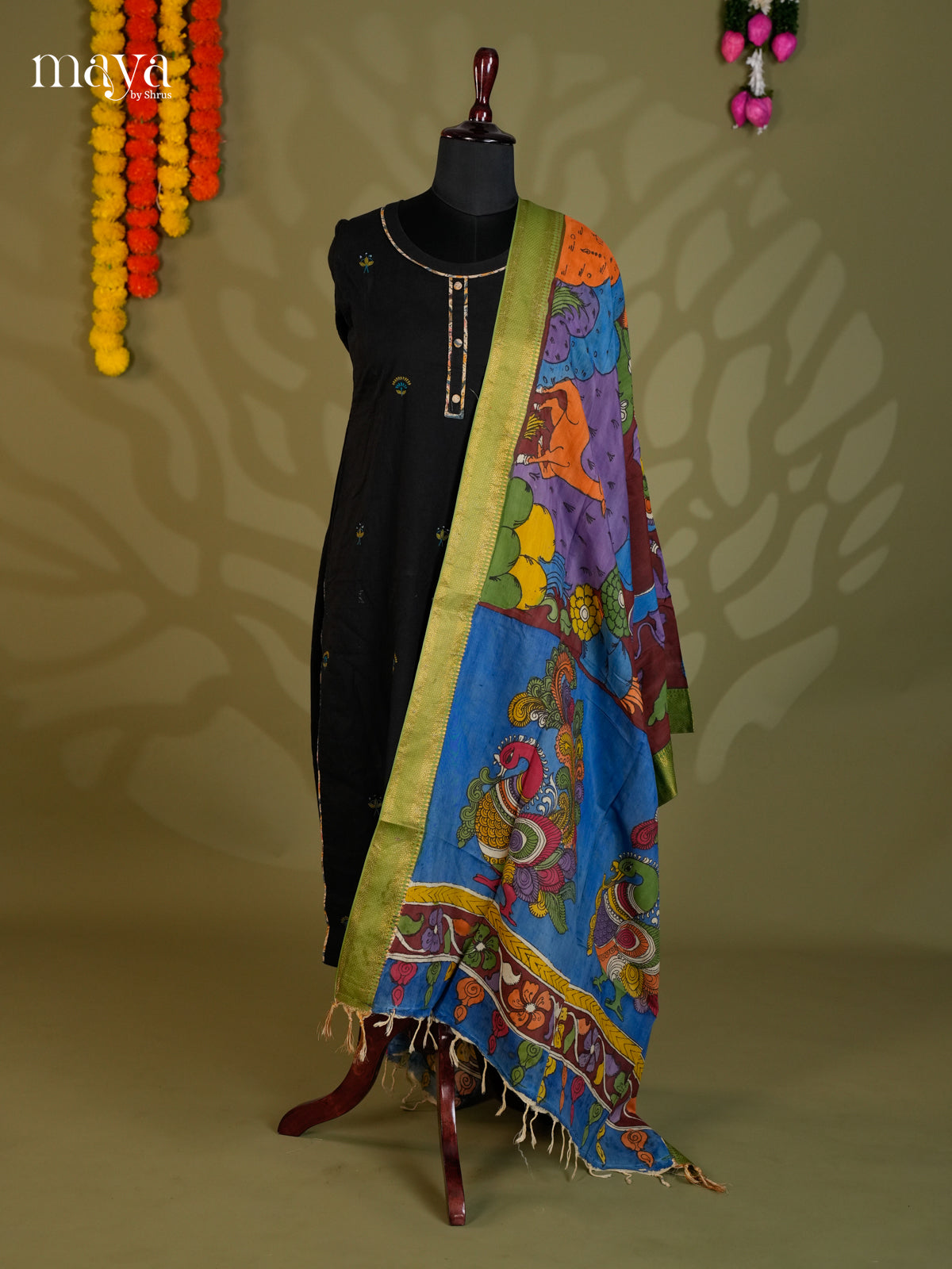 MEA24039-Penkalamkari Dupatta