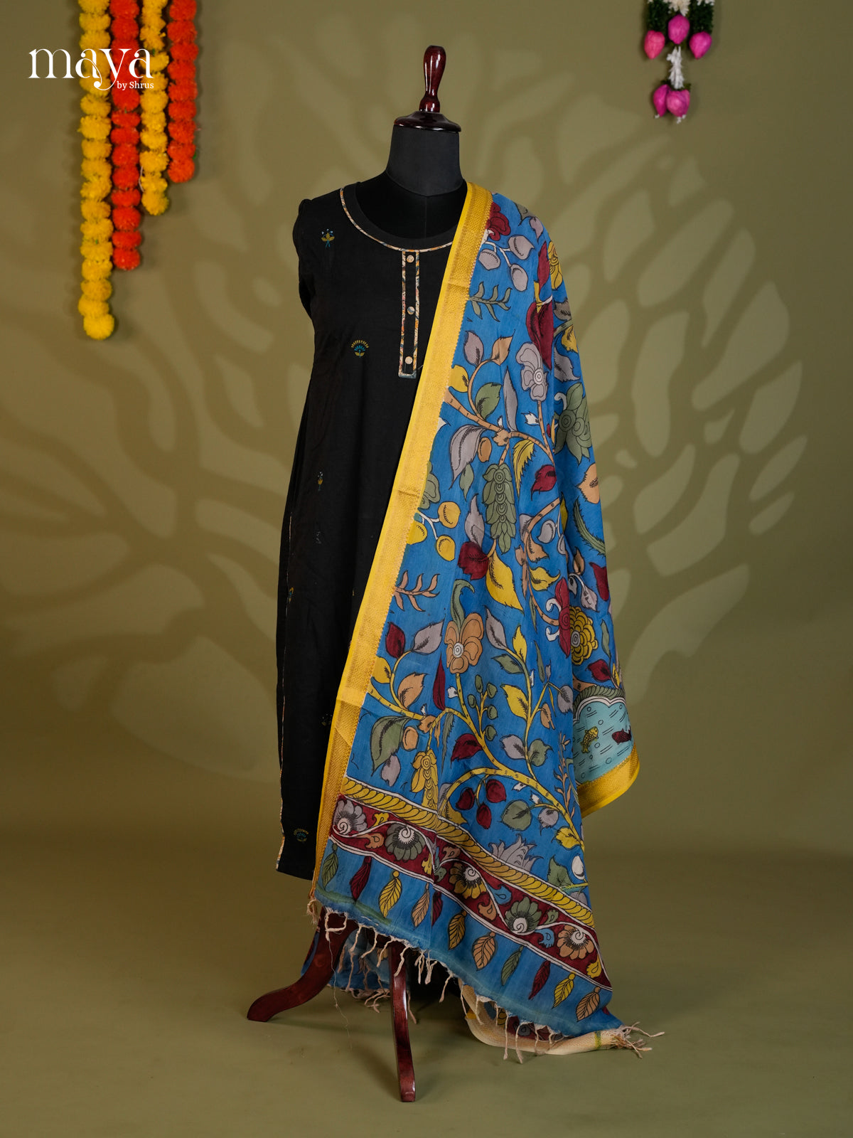 MEA24046-Penkalamkari Dupatta