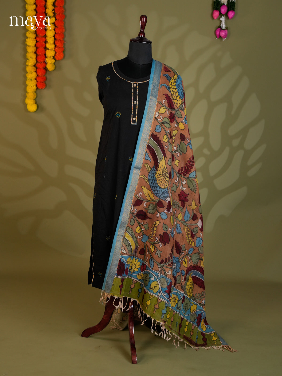 MEA24061-Penkalamkari Dupatta