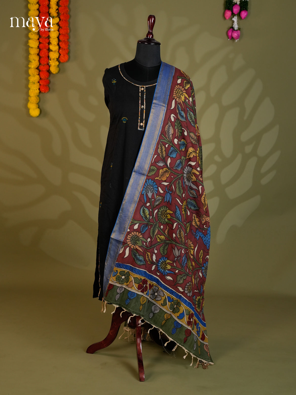 MEA24062-Penkalamkari Dupatta