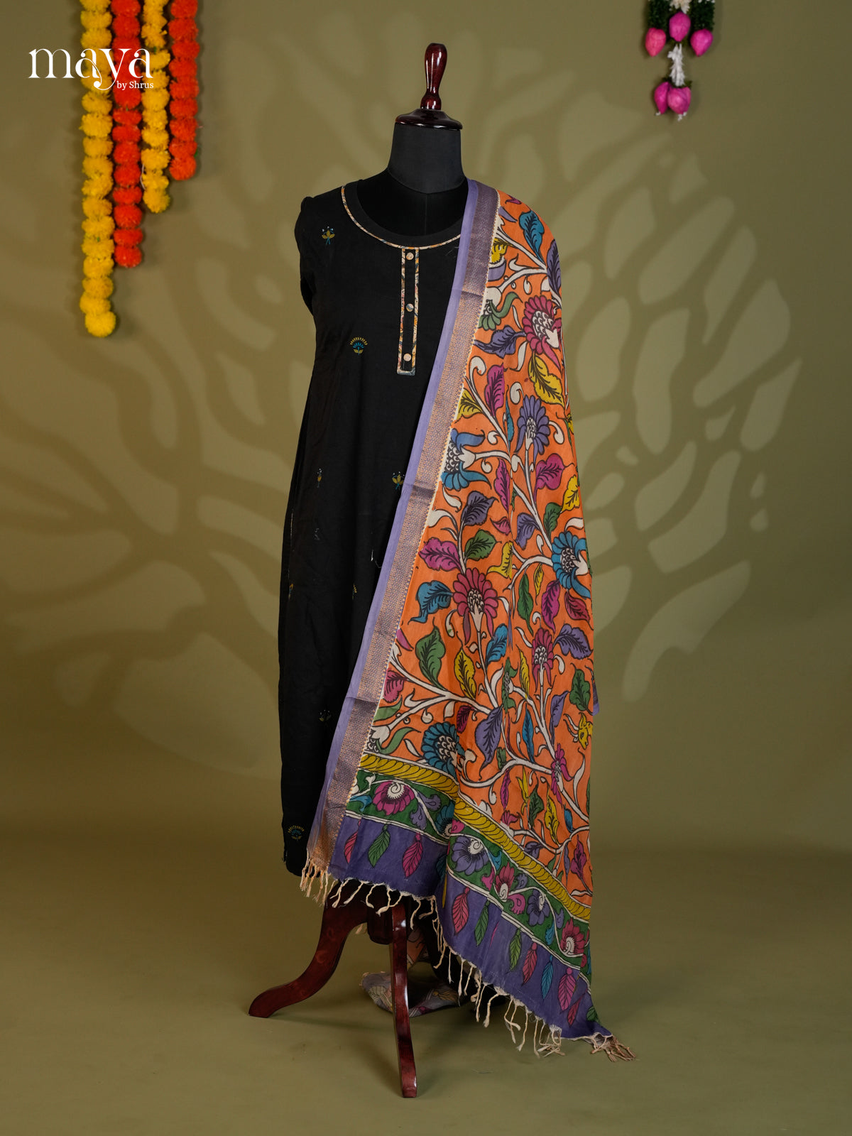 MEA24065-Penkalamkari Dupatta