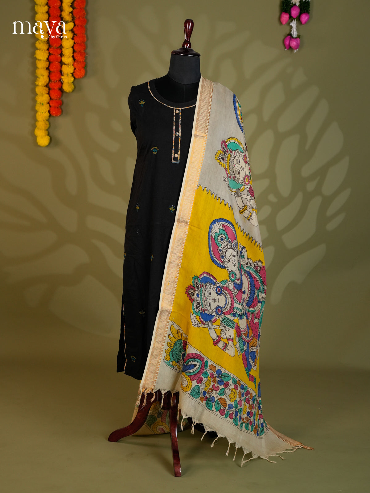 MEA24088-Penkalamkari Dupatta