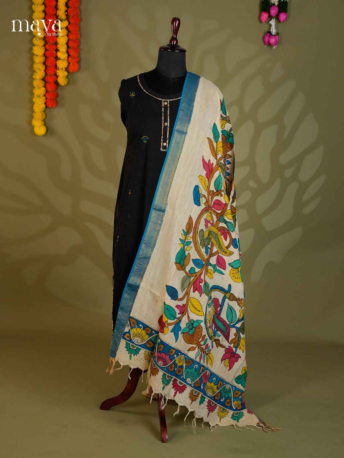MEA24113-Penkalamkari Dupatta