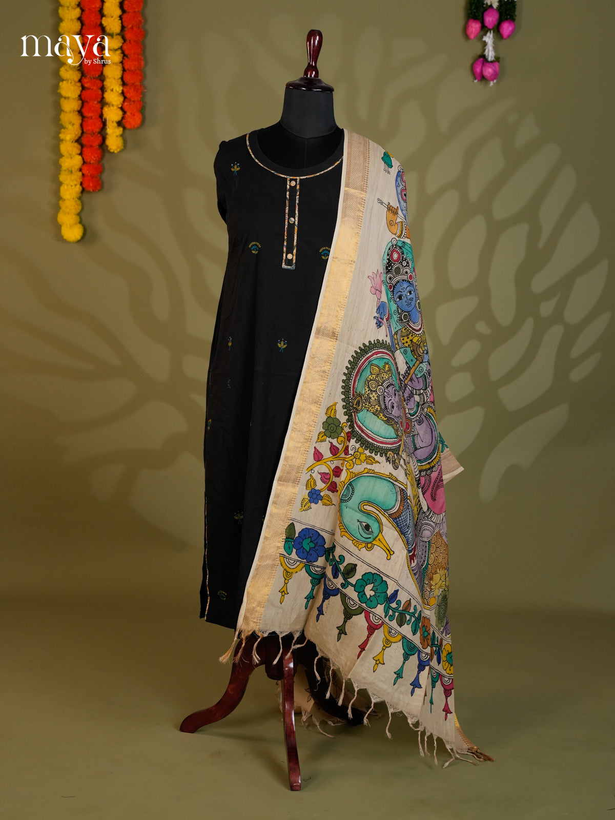 MEA24121-Penkalamkari Dupatta