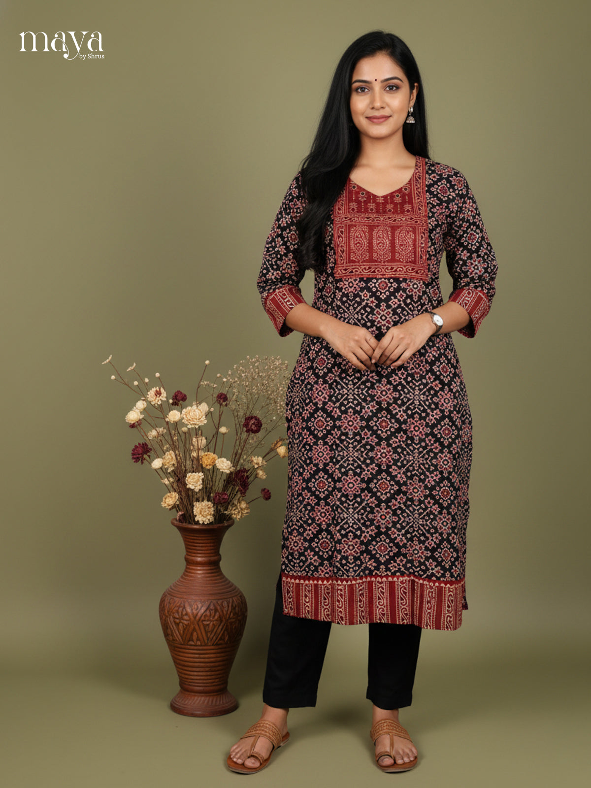 Readymade Kurti - MEE07004