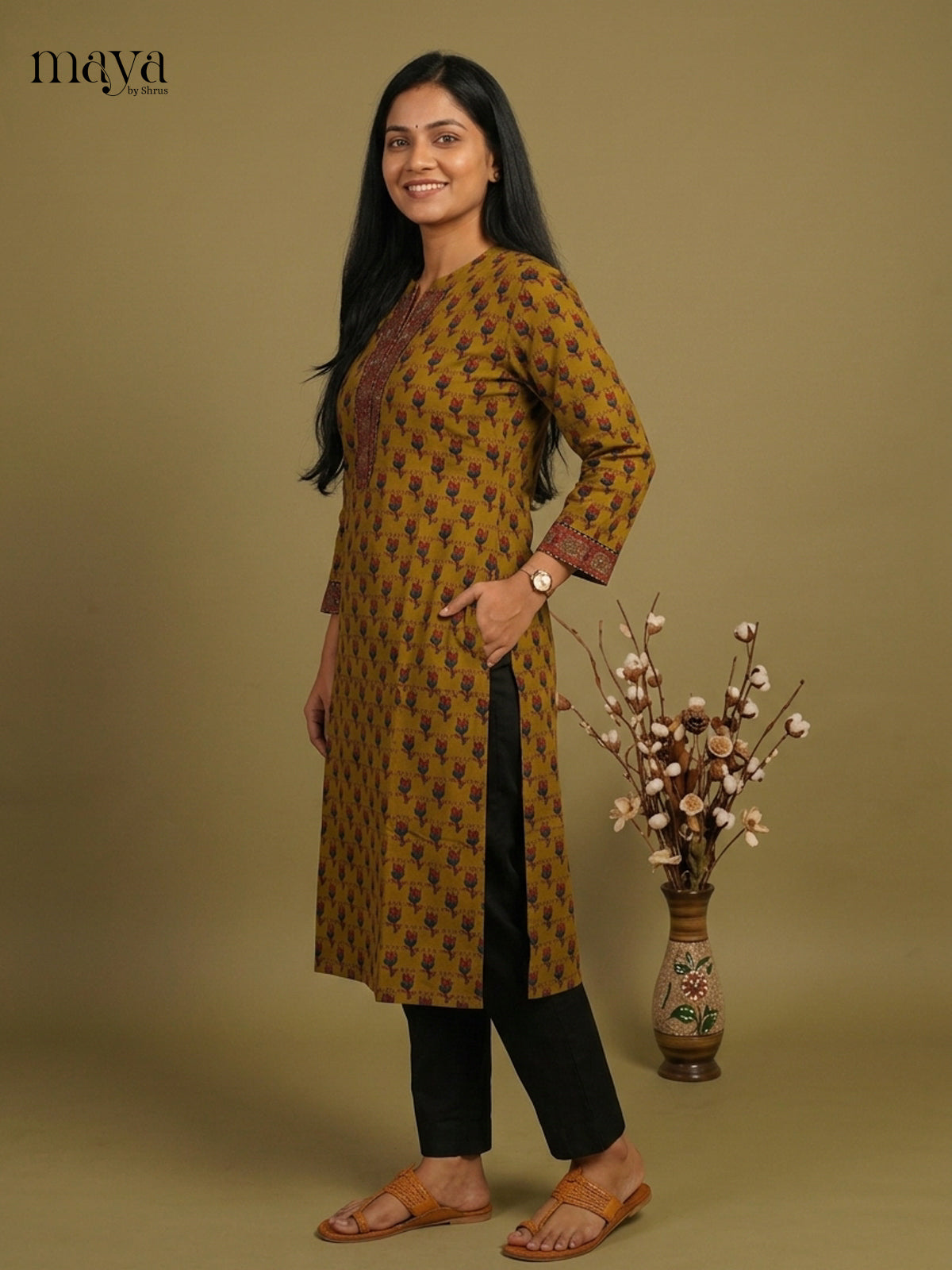 Readymade Kurti - MEF18010