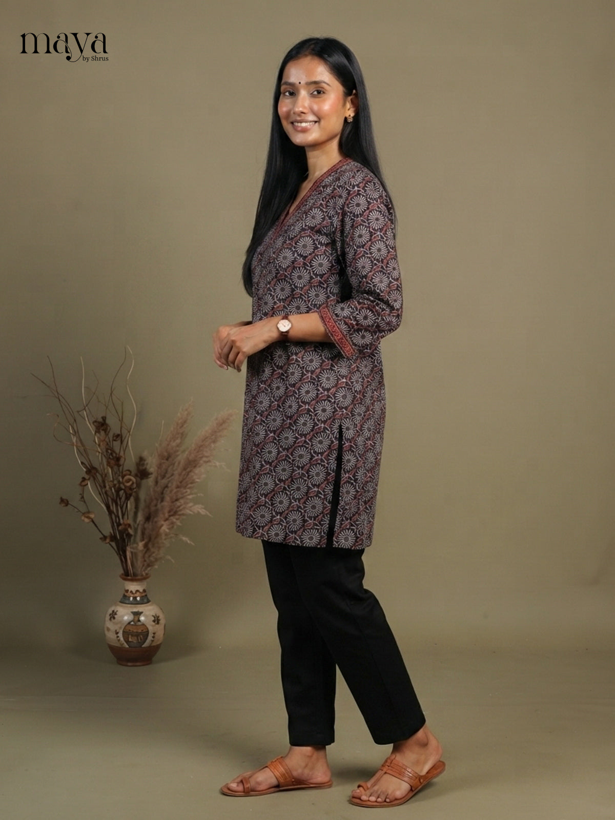 Readymade Kurti - MEG15017
