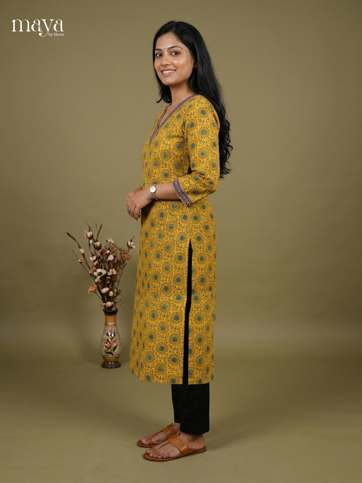 Readymade Kurti - MEH17006
