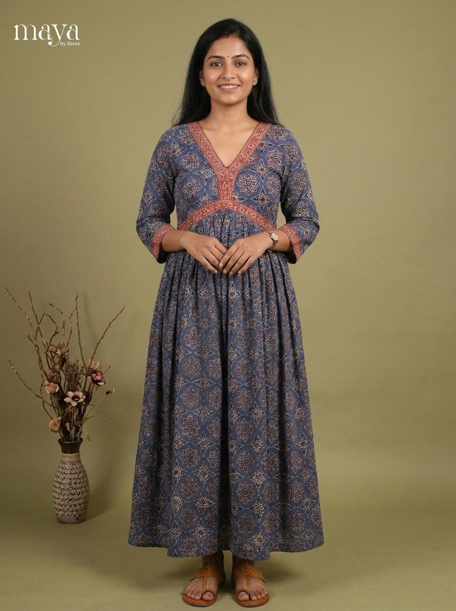 Readymade Kurti - MEH17015