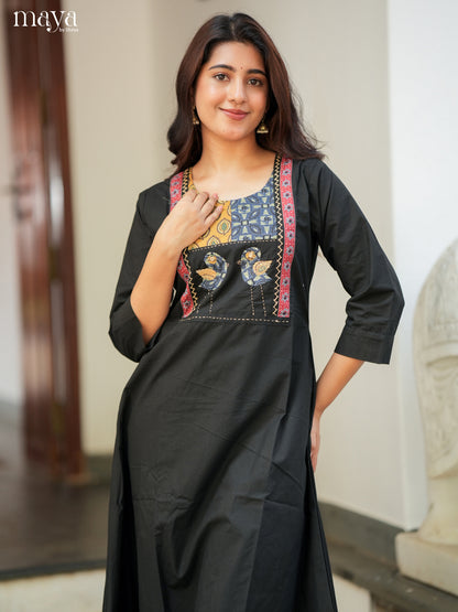 MEA28034 - Readymade Kurti