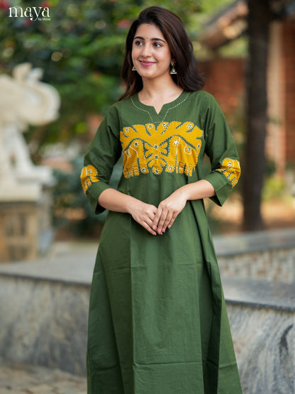Classy Green & Yellow Cotton Readymade Kurti with elephant neck yoke - MEA29012