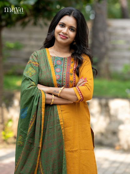 MDL01002-Readymade 3 Piece