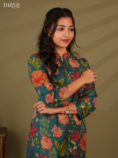 Floral Printed Green Cotton Kurti - Shop on Shrus.com
