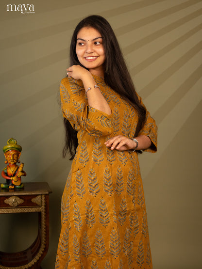 Mustard Cotton Floral Print kurti With Kantha Work - Shop on Shrus.com