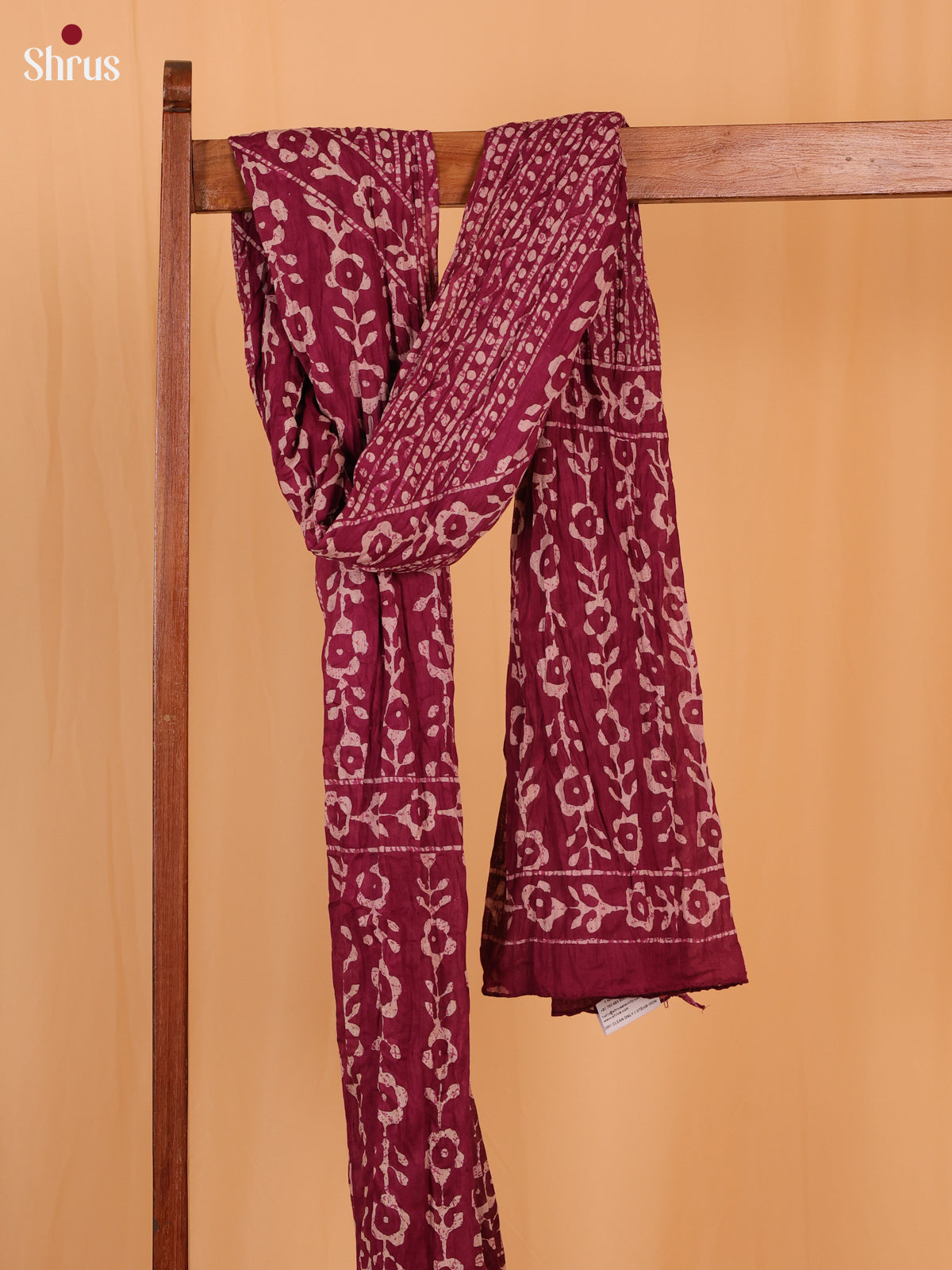 Magenta Floral Print Cotton Dupatta - Shop on Shrus.com