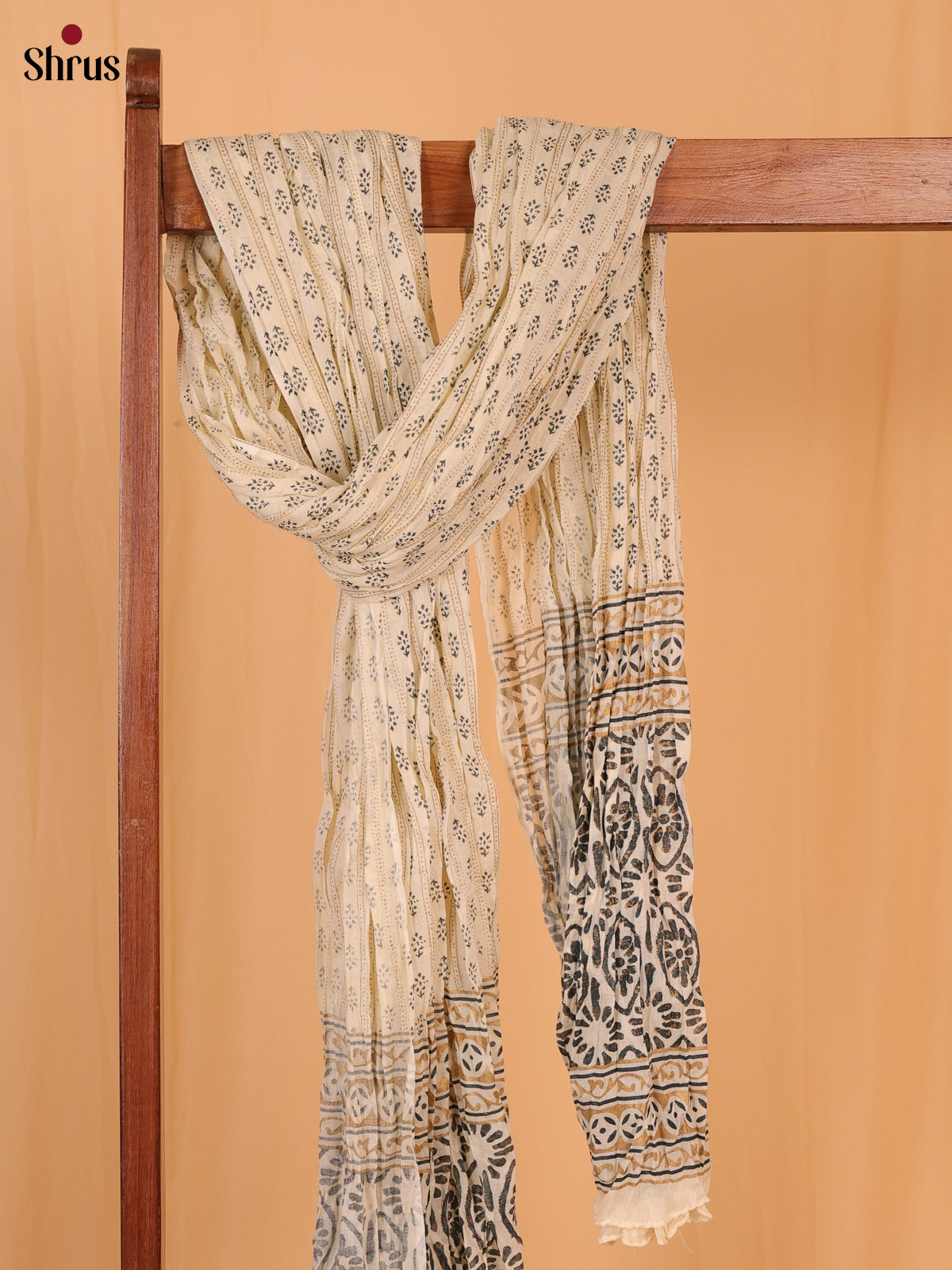 Cream Floral Print Cotton Dupatta - Shop on Shrus.com