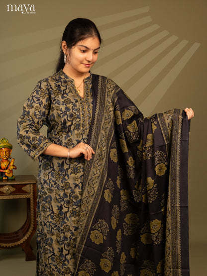 Green Cotton 3Pc Salwar Suit with Floral Print - Top, Bottom & Dupatta - Shop on Shrus.com