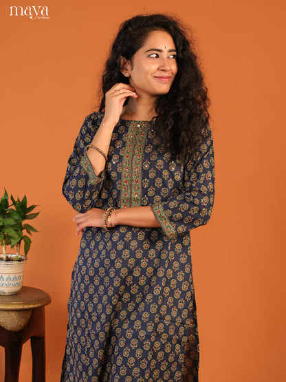 Blue Floral Printed Cotton Kurti - Shop on Shrus.com