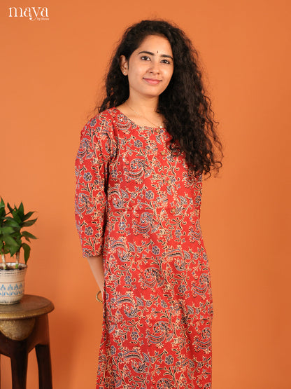 Maroon Floral Printed Cotton Kurti - Shop on Shrus.com