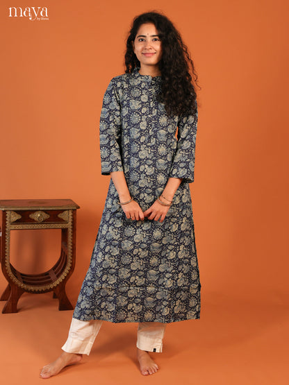 Blue Floral Printed Cotton Kurti - Shop on Shrus.com