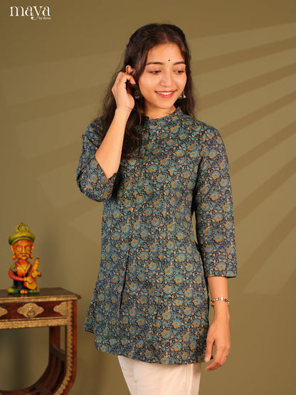 Floral Printed Blue Cotton Short Kurti - Shop on Shrus.com