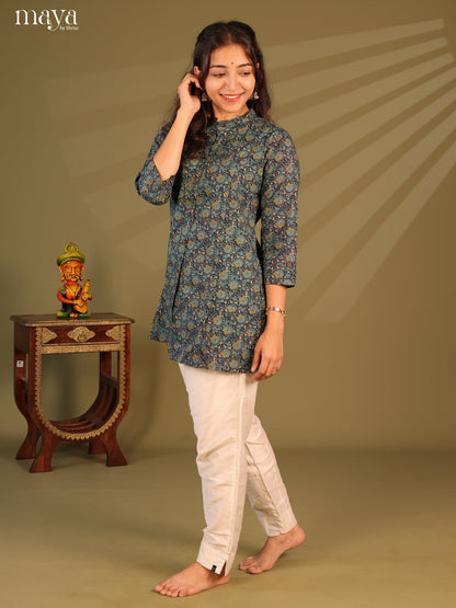 Floral Printed Blue Cotton Short Kurti - Shop on Shrus.com