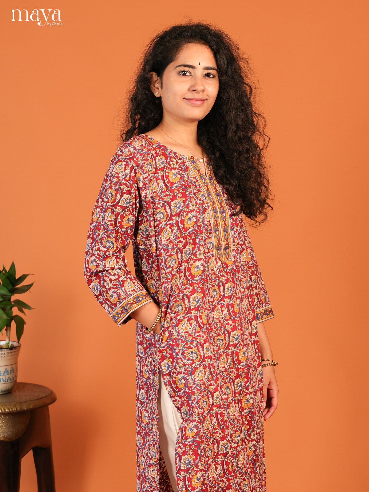 Maroon Floral Printed Cotton Kurti - Shop on Shrus.com
