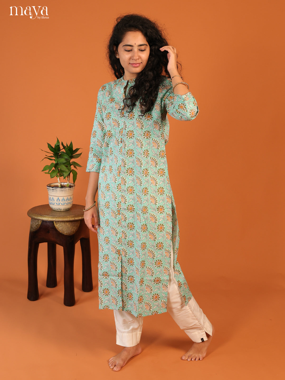 Blue Floral Printed Cotton Kurti - Shop on Shrus.com