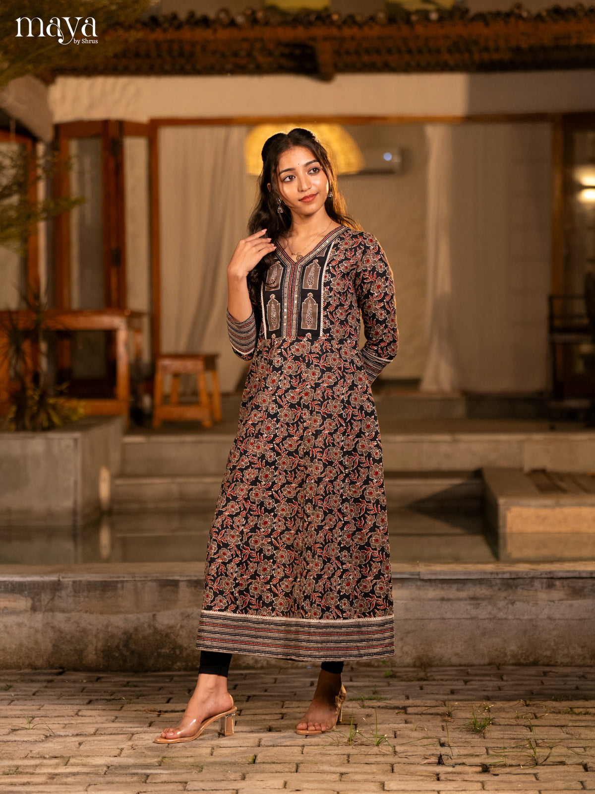 Floral Printed Black Cotton Kurti - Shop on Shrus.com