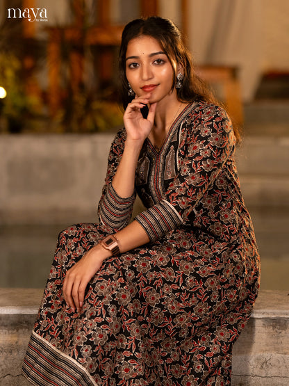 Floral Printed Black Cotton Kurti - Shop on Shrus.com