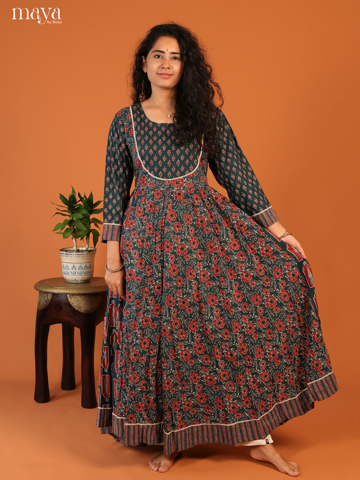 Floral Printed Blue Cotton Kurti - Shop on Shrus.com